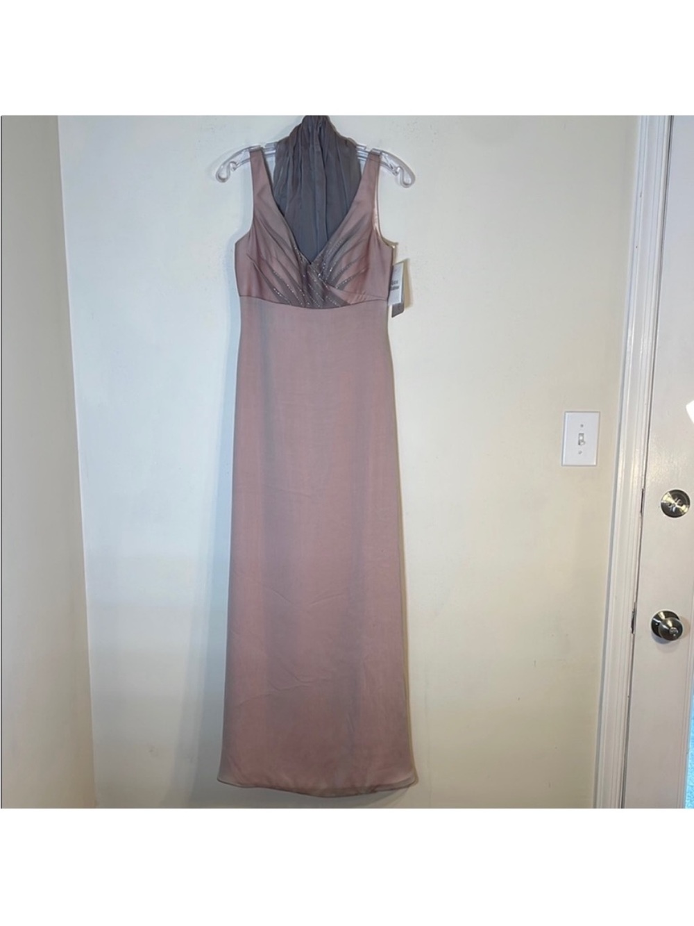 Adrianna Papell Mauve Sleeveless V-Neck Maxi Dress